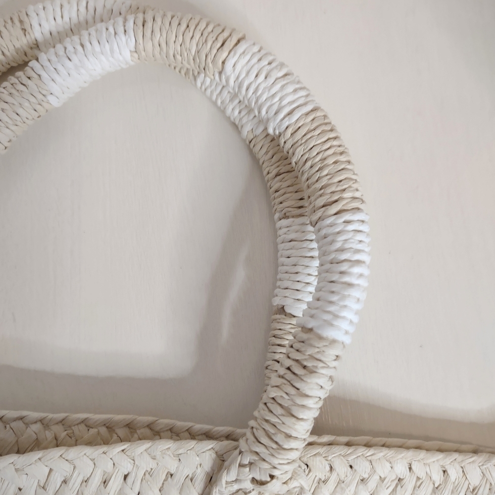 Altru Straw Tote - Picture 5 of 9